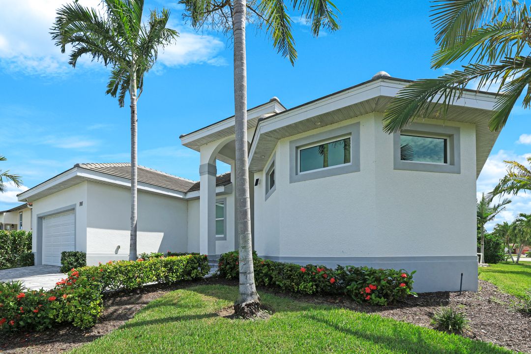 101 Bald Eagle Dr, Marco Island, FL 34145