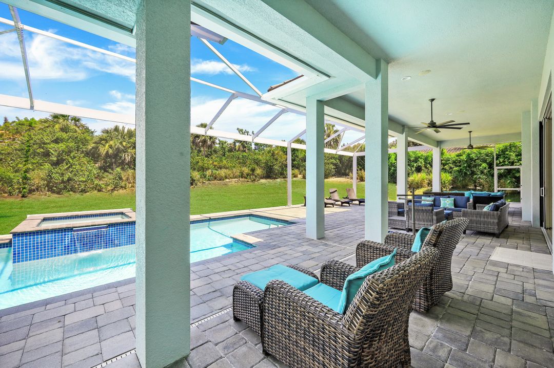 671 S Barfield Dr, Marco Island, FL 34145