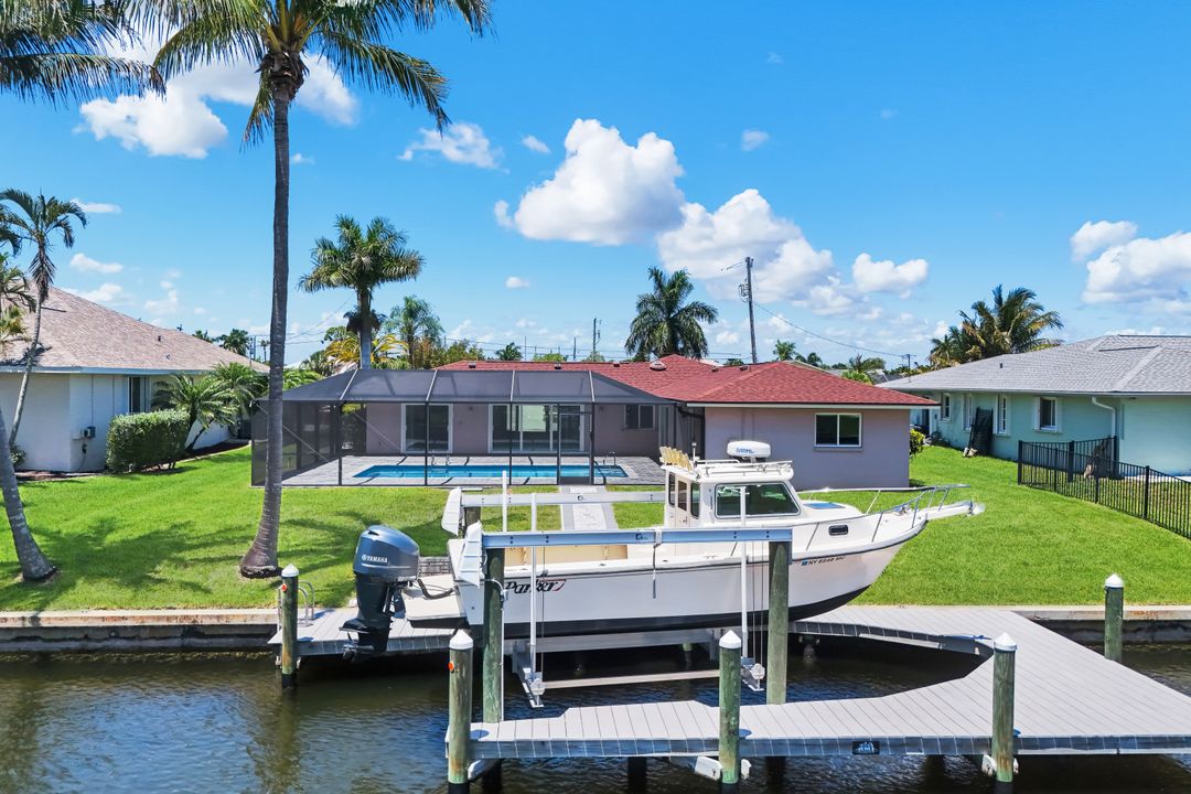 4005 SE 1st Ave, Cape Coral, FL 33904