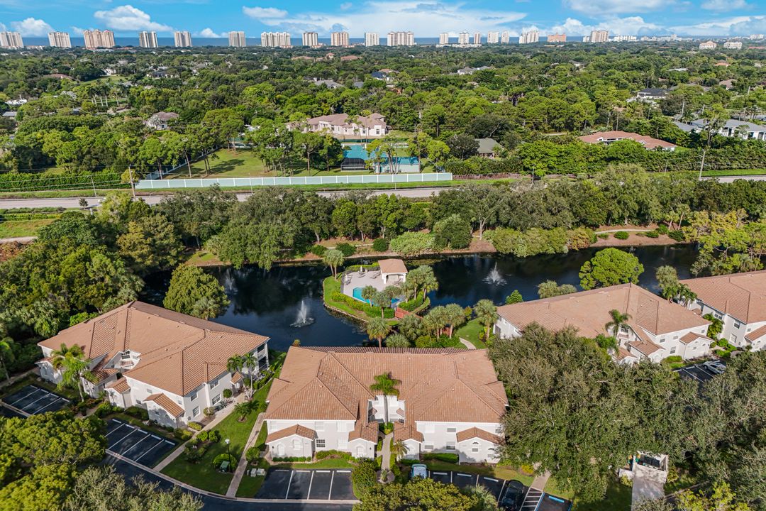 6825 Satinleaf Rd S #101, Naples, FL 34109