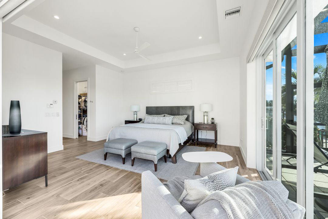 428 SW 39th Ave, Cape Coral, FL 33991