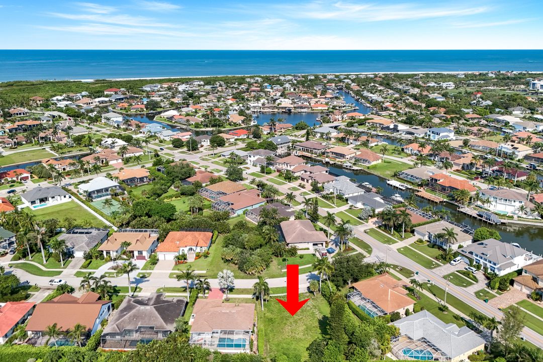 661 Lewis Ct, Marco Island, FL 34145