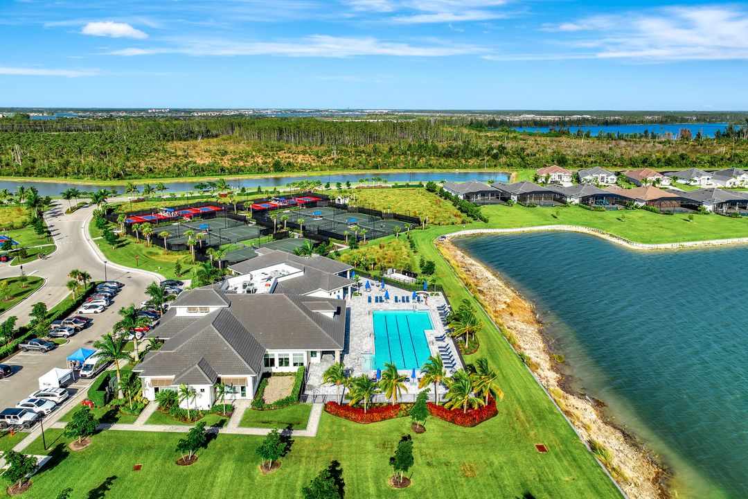 18501 WildBlue Blvd, Fort Myers, FL 33913