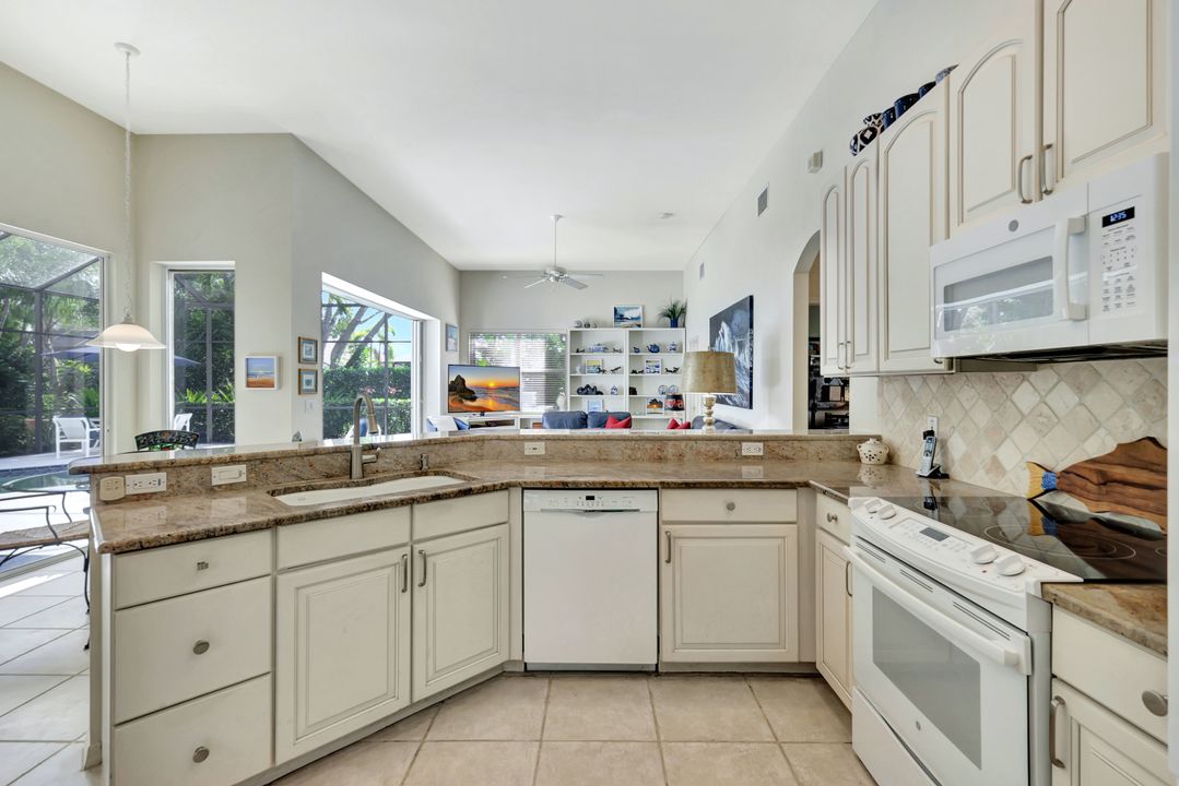 3501 Candleberry Ct, Bonita Springs, FL 34134