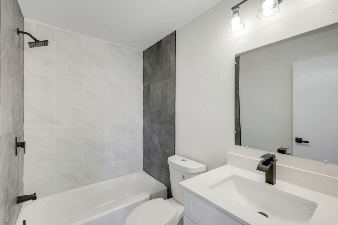 2118 Aldridge Ave, Fort Myers, FL 33907
