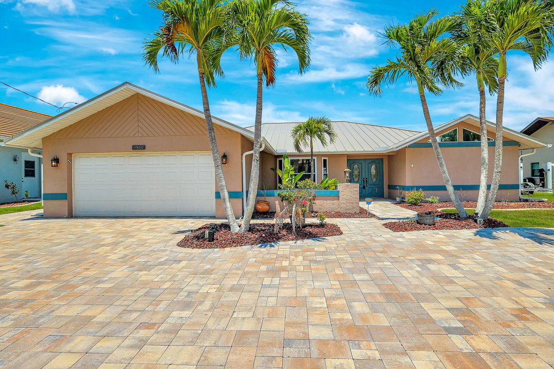 5012 SW 8th Pl, Cape Coral, FL 33914