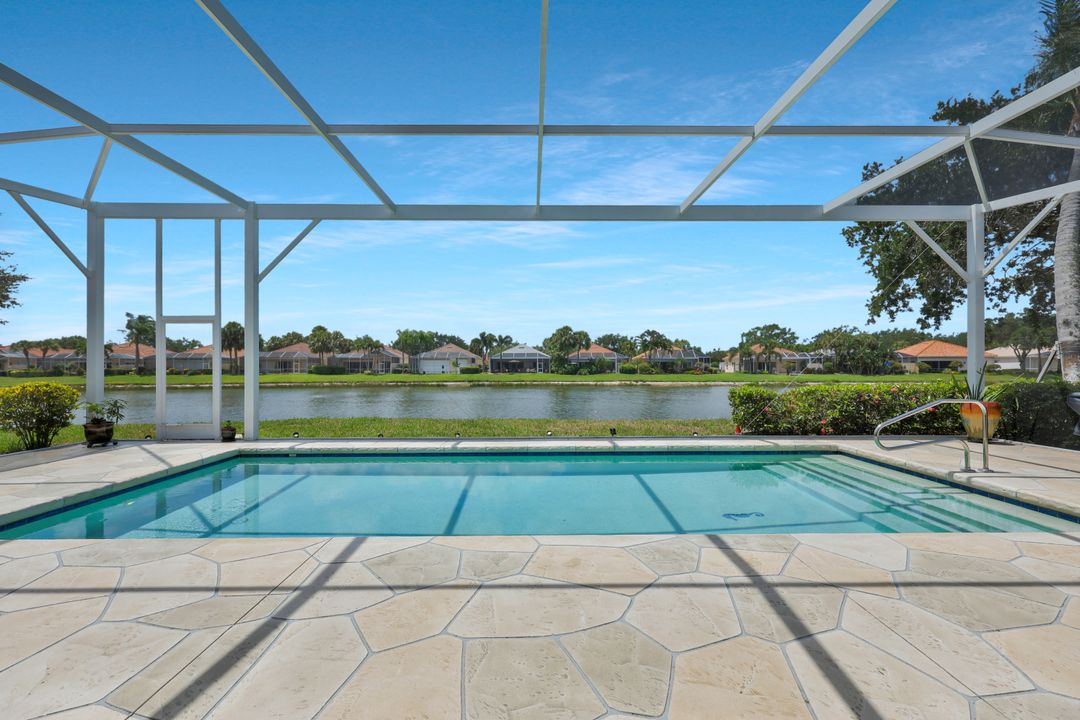 3964 Upolo Ln, Naples, FL 34119