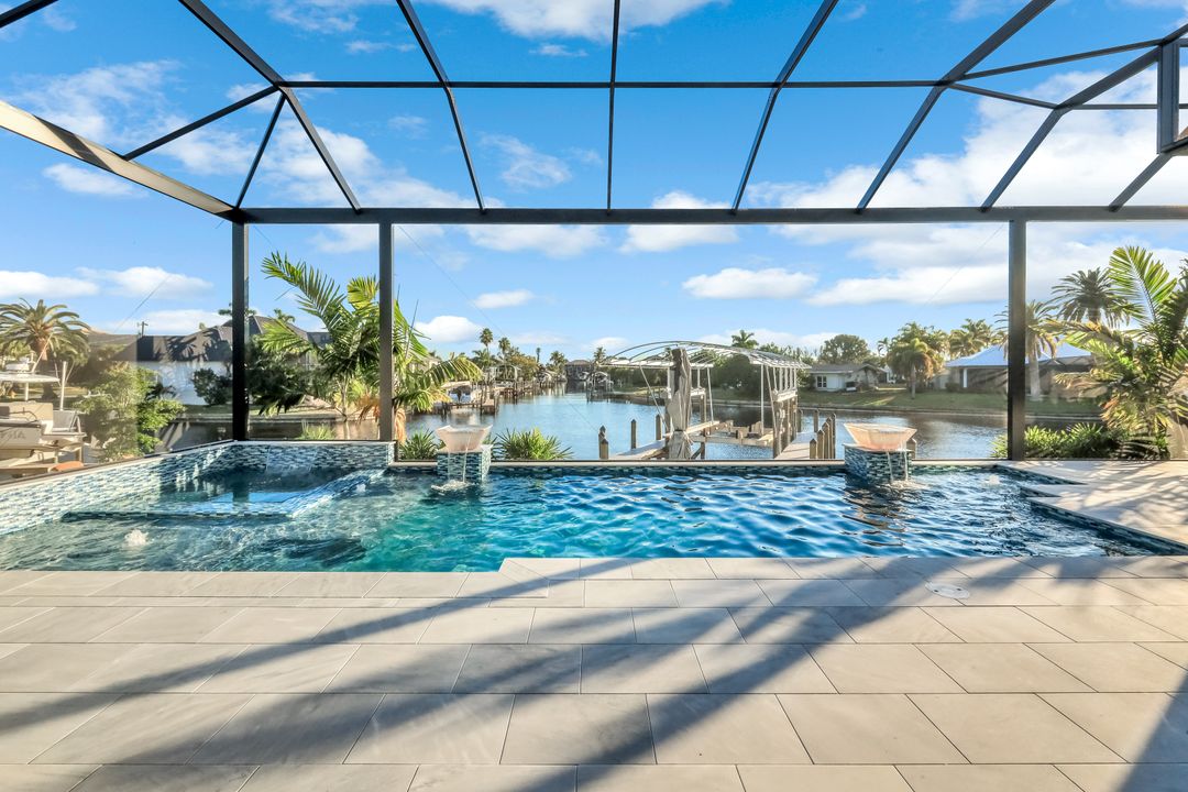 122 SW 58th St, Cape Coral, FL 33914