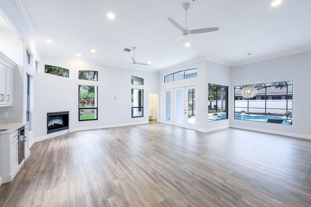 3440 Lakemont Dr, Bonita Springs, FL 34134