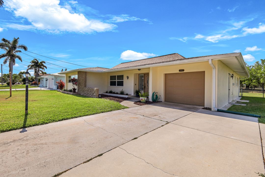 240 El Dorado Pkwy W, Cape Coral, FL 33914