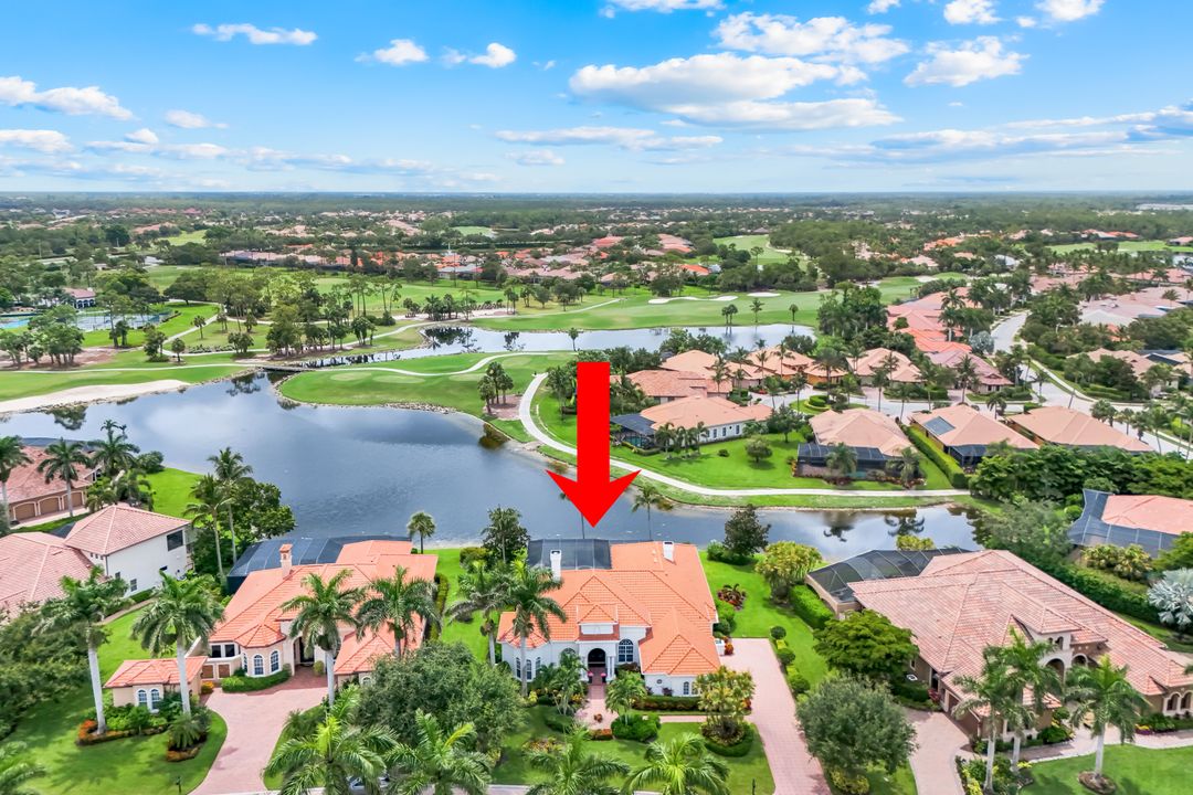 7511 Hogan Ct, Naples, FL 34113