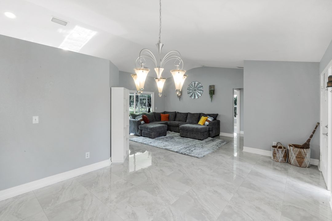 3780 12th Ave SE, Naples, FL 34117