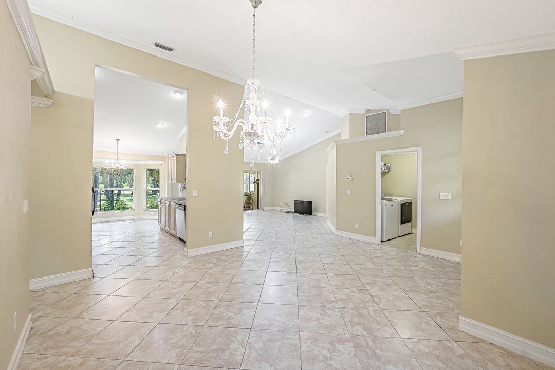 111 2nd St SE, Naples, FL 34117