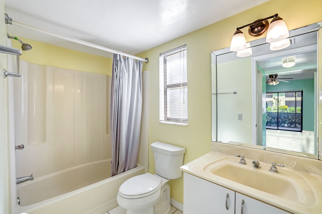 5501 Rattlesnake Hammock Rd #109, Naples, FL 34113