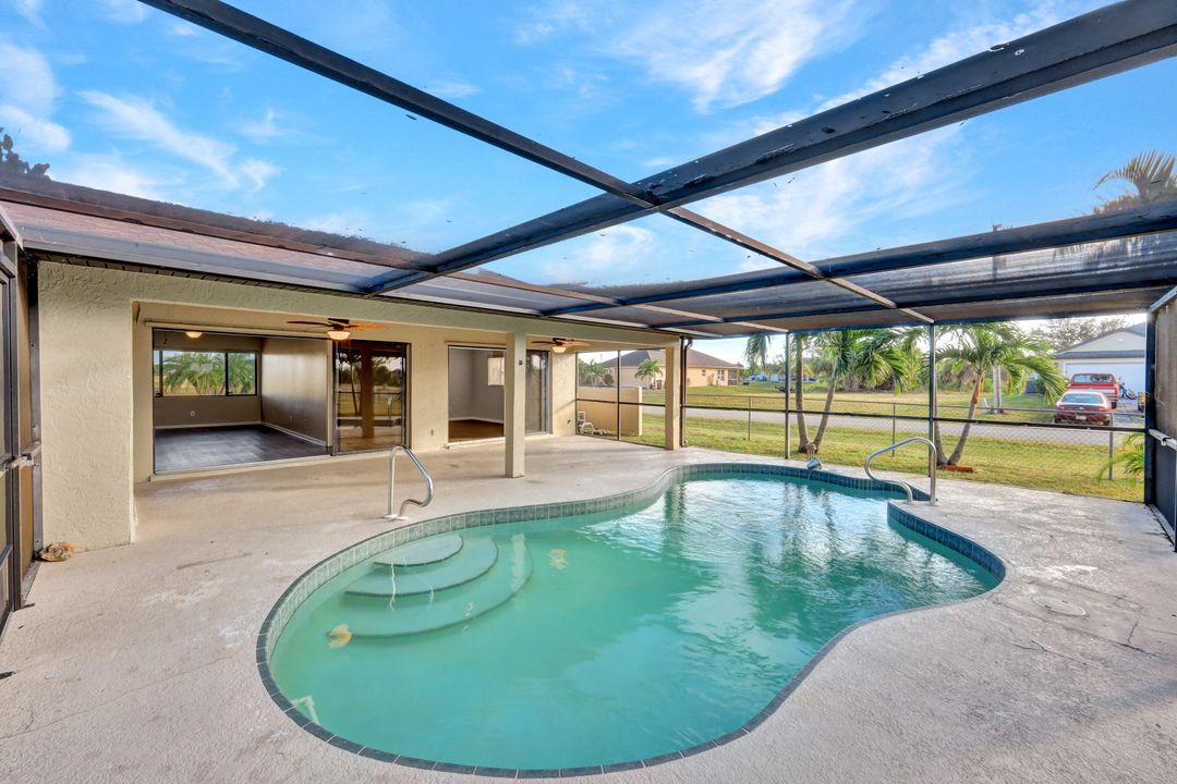 2056 NE 18th Terrace, Cape Coral, FL 33909