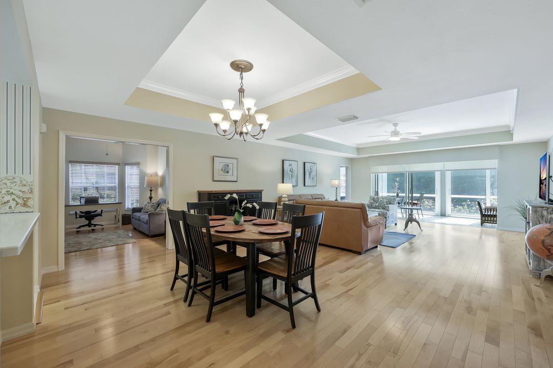 180 Via Perignon, Naples, FL 34119