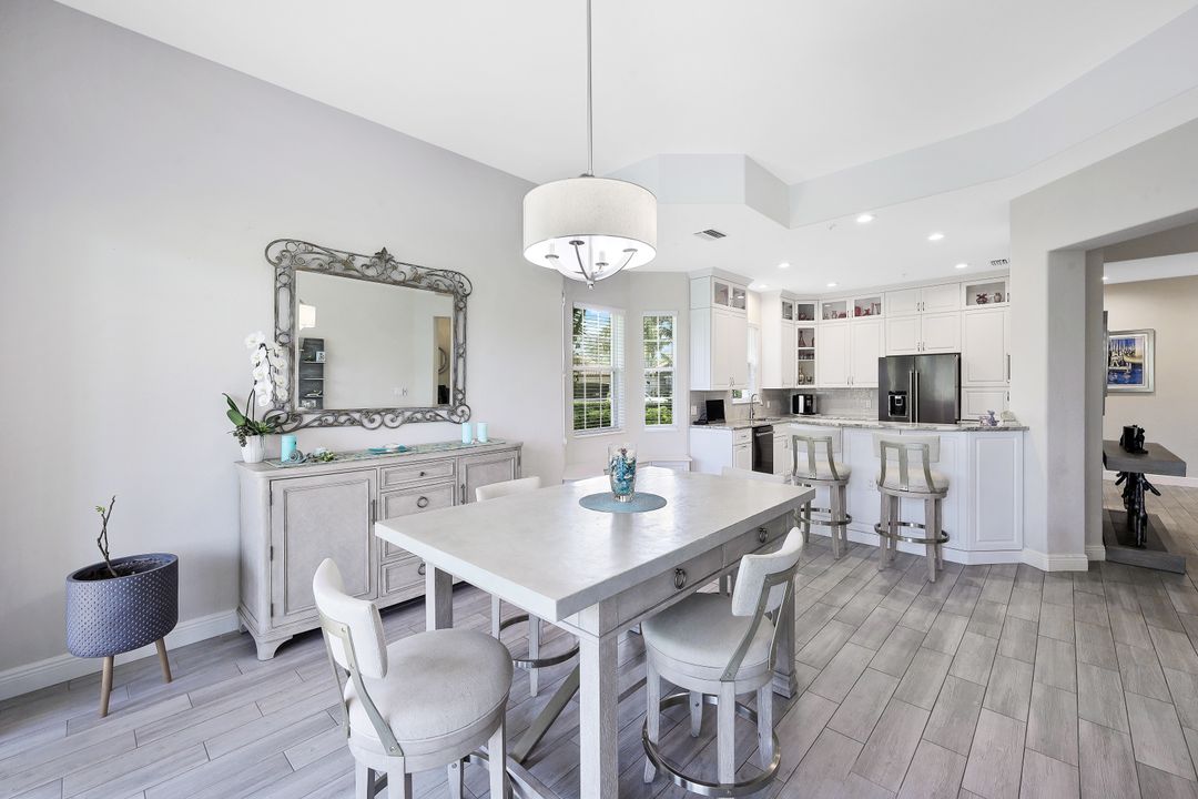 3093 Aviamar Cir #104, Naples, FL 34114