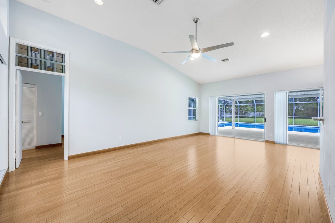 7234 Mill Pond Cir, Naples, FL 34109