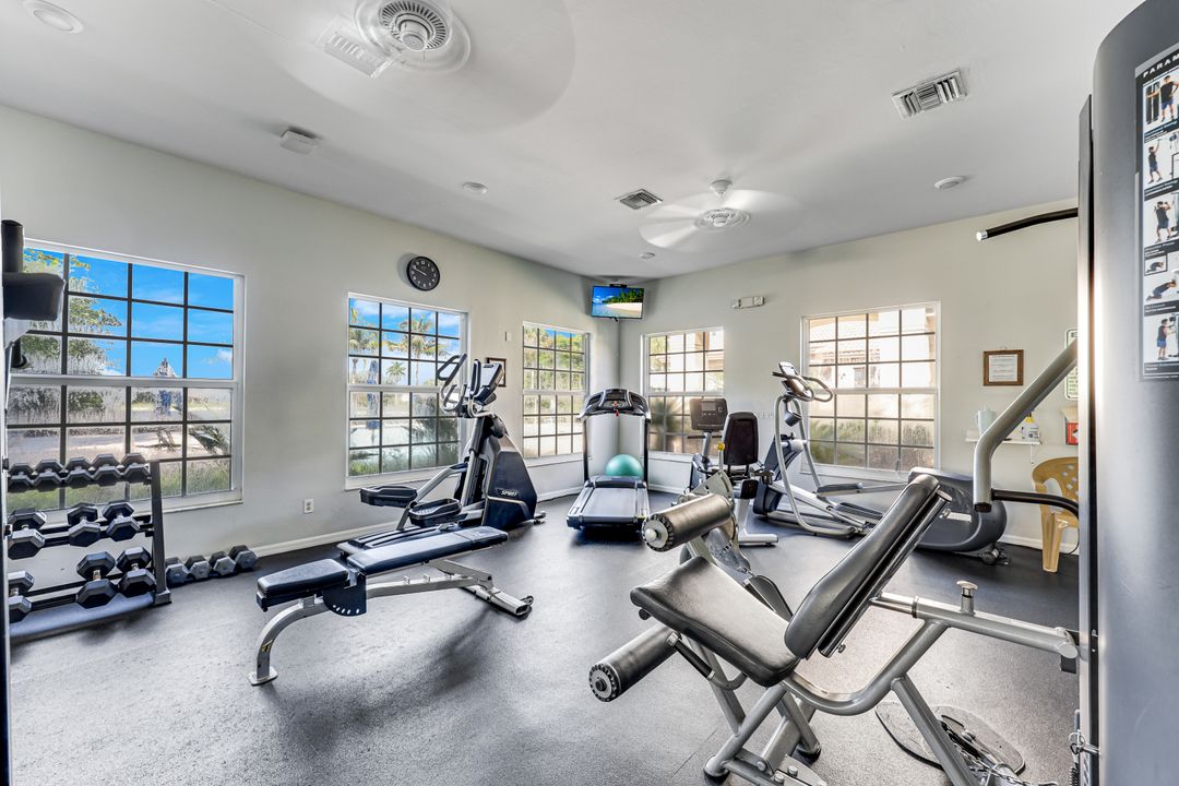 7720 Gardner Dr  #201, Naples, FL 34109