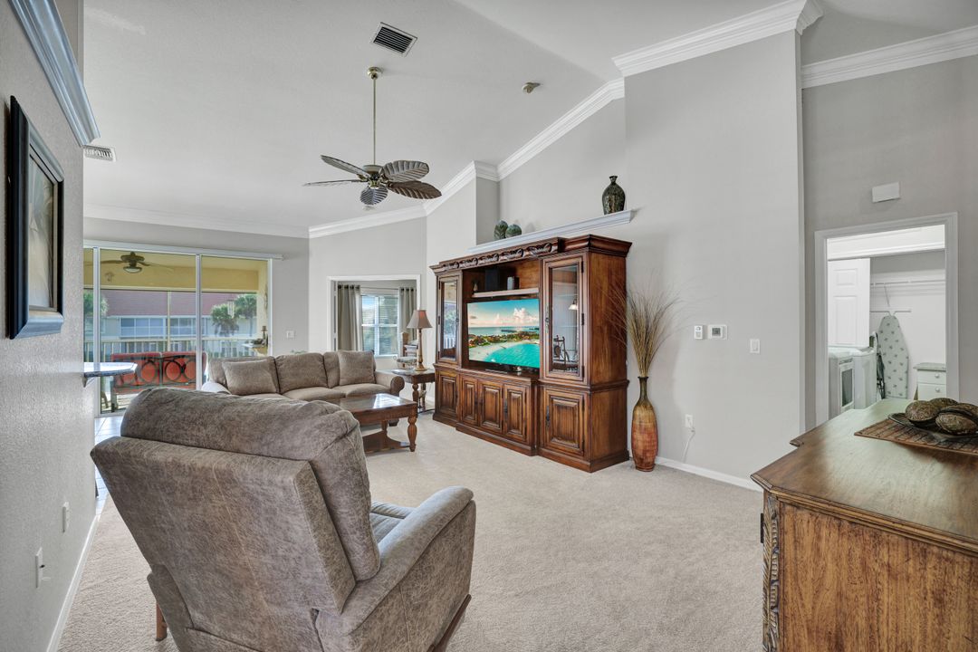 5250 Birmingham Dr #201, Naples, FL 34110