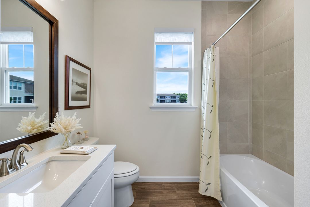 4619 Arboretum Cir #101, Naples, FL 34112
