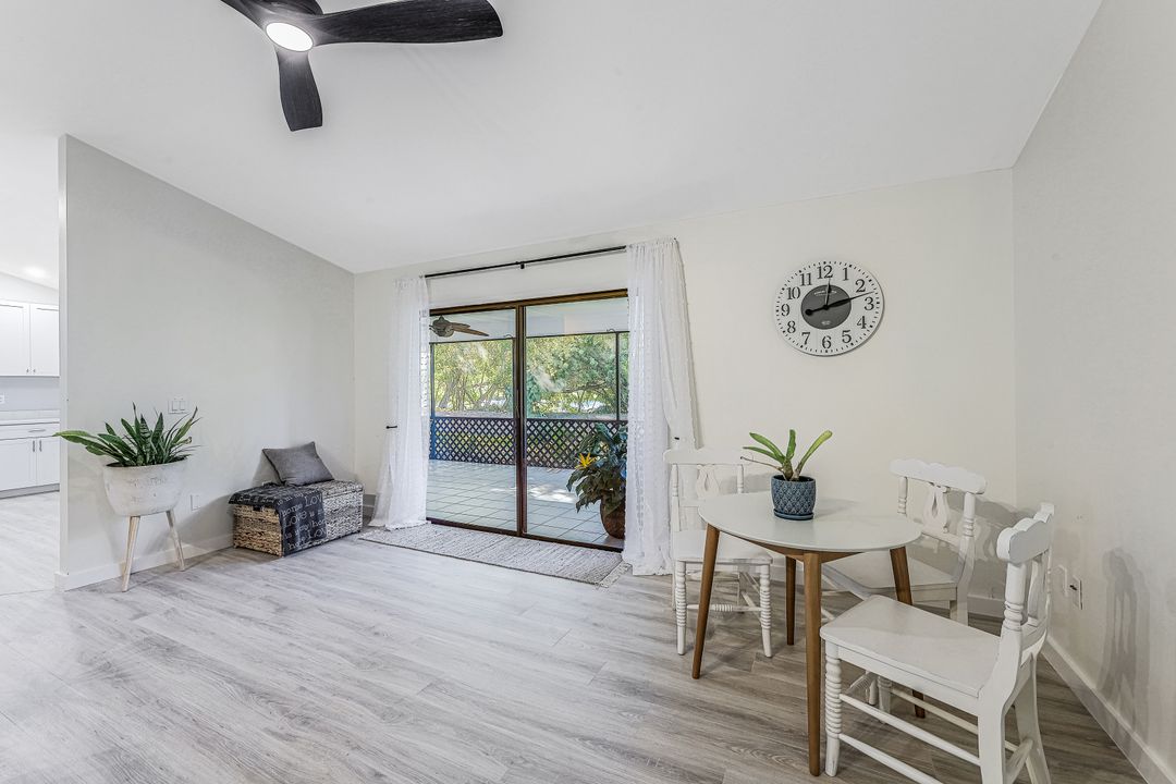 3658 Kent Dr, Naples, FL 34112