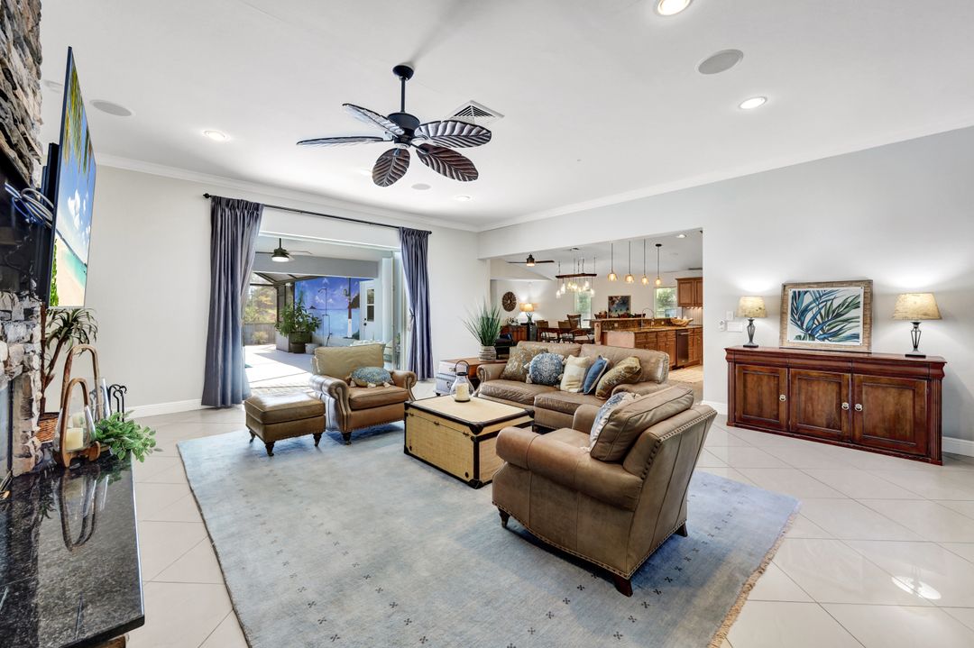 10070 Strike Ln, Bonita Springs, FL 34135