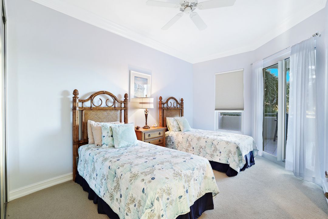 4811 Island Pond Ct #302, Bonita Springs, FL 34134