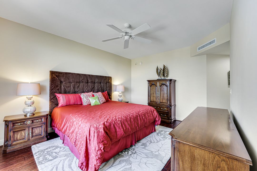 1050 Borghese Ln #605, Naples, FL 34114