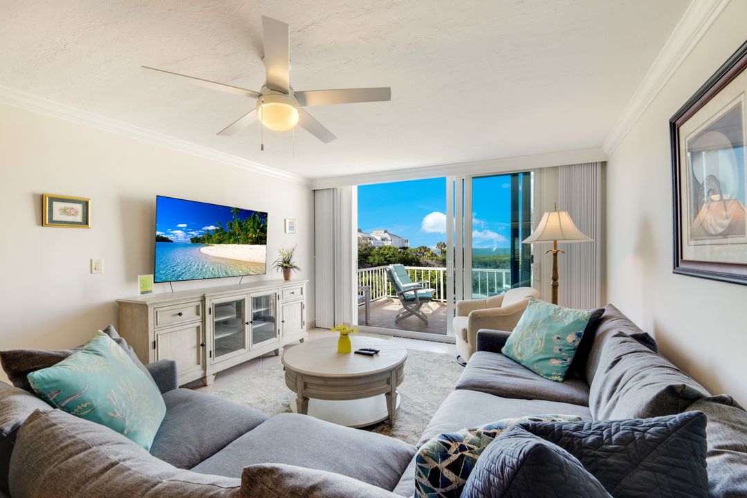 200 Periwinkle Way #214, Sanibel, FL 33957