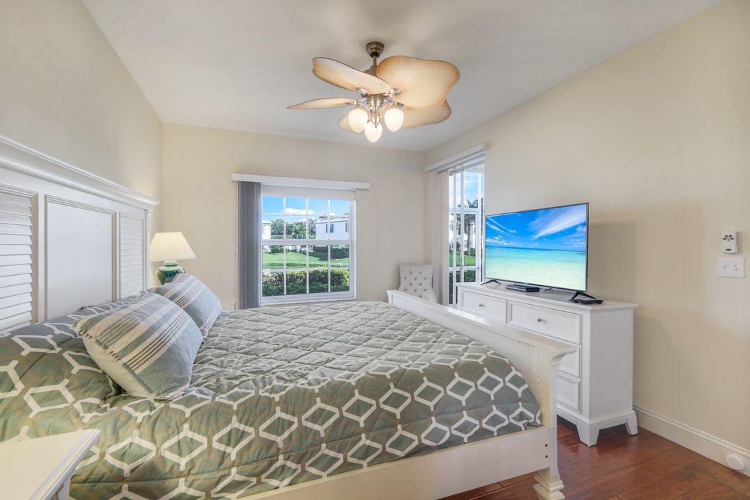 832 Tanbark Dr #104, Naples, FL 34108