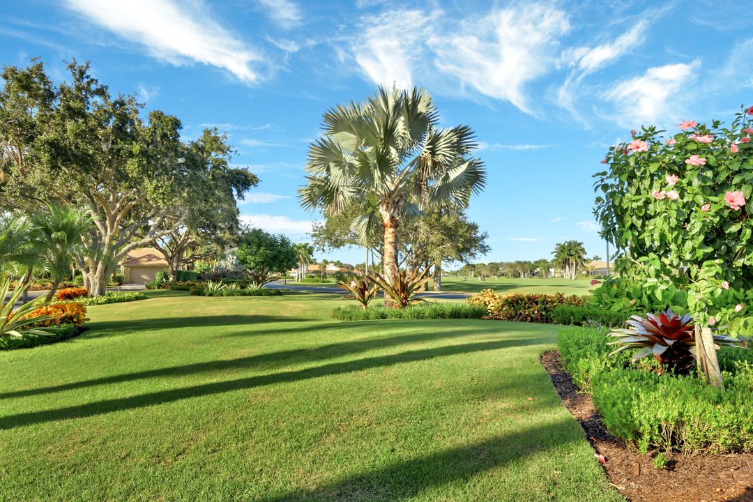 4970 Bollard Ct, Naples, FL 34112