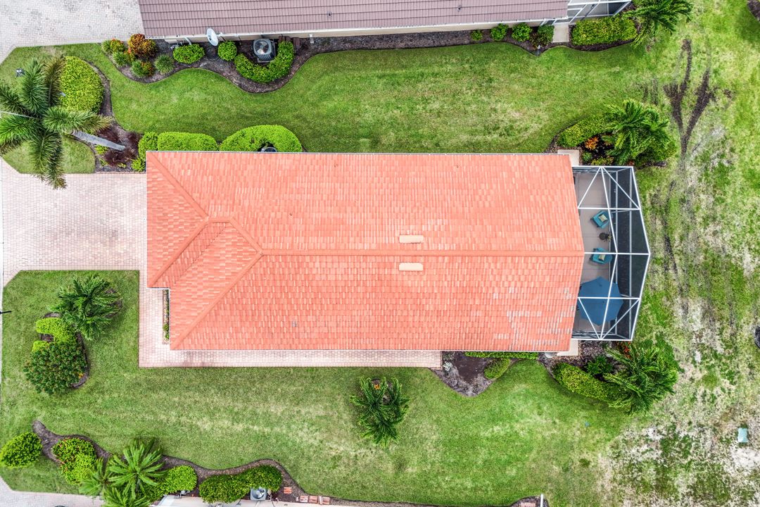 9006 Astonia Way, Estero, FL 33967