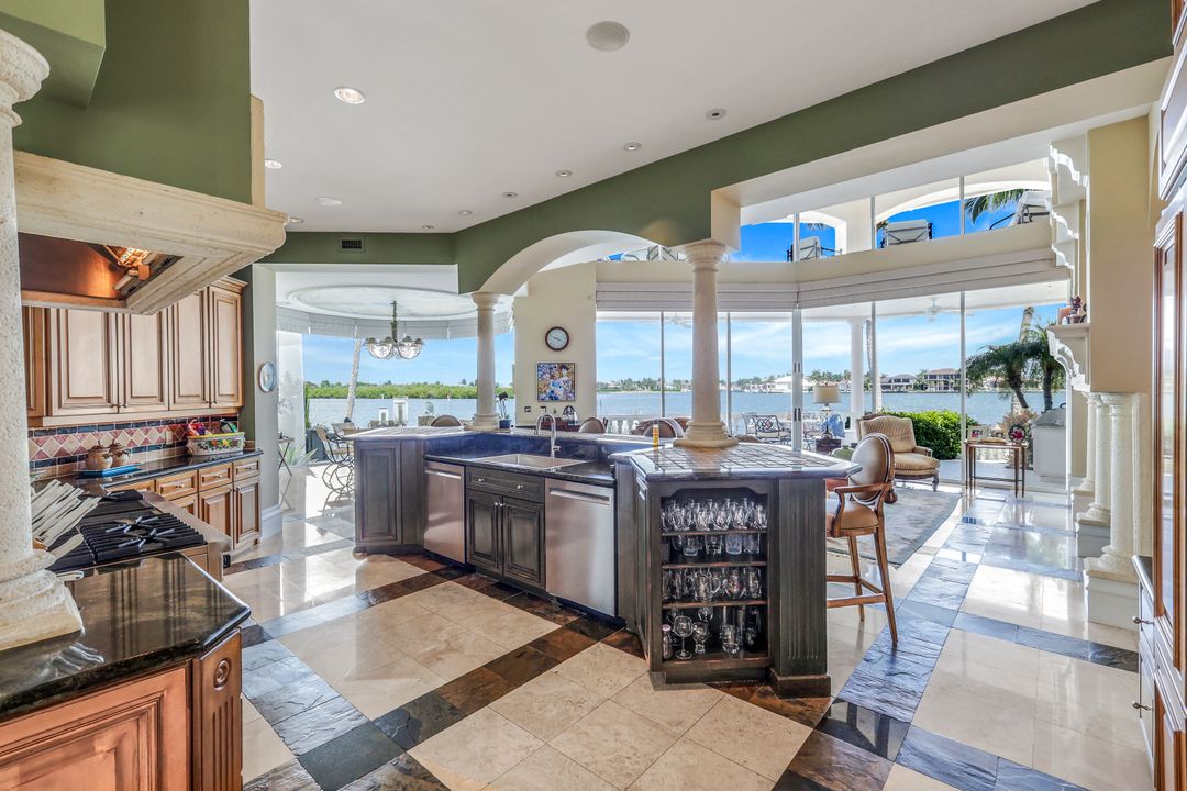 490 Renard Ct, Marco Island, FL 34145