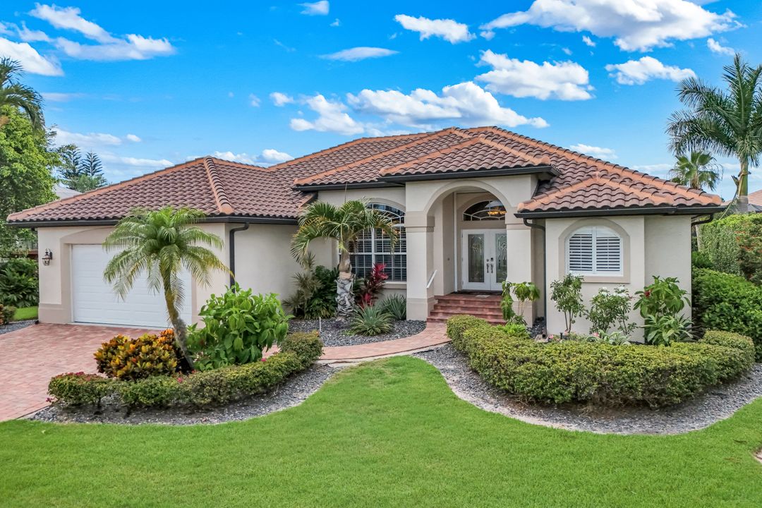 1771 Hummingbird Ct, Marco Island, FL 34145