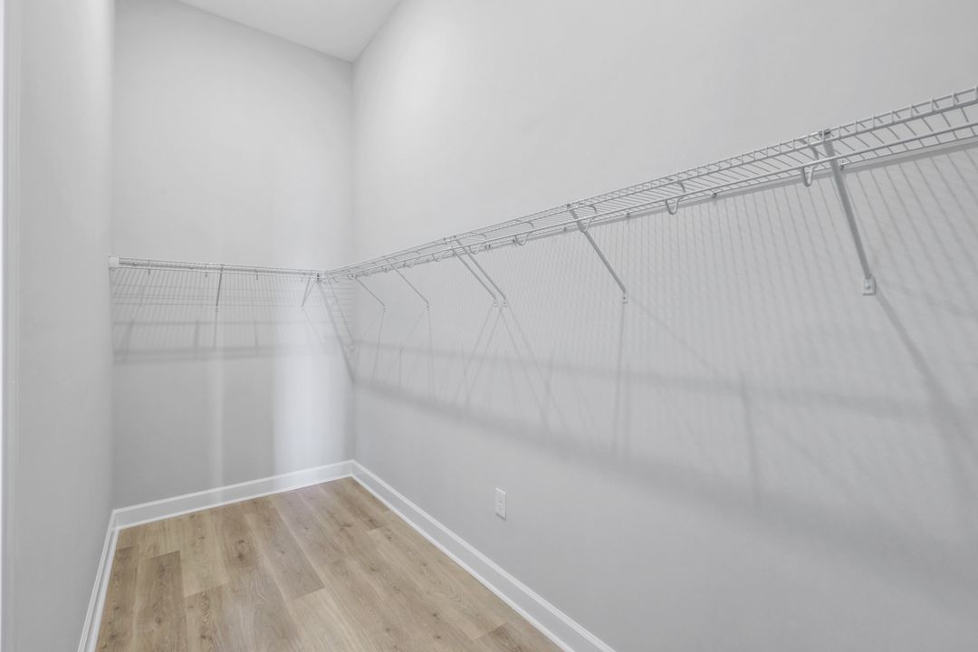 15460 Turin Dr, Naples, FL 34114