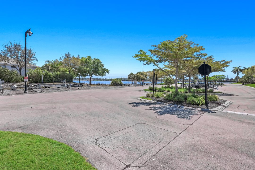 8839 Nautical Landing Cir #201, Naples, FL 34120