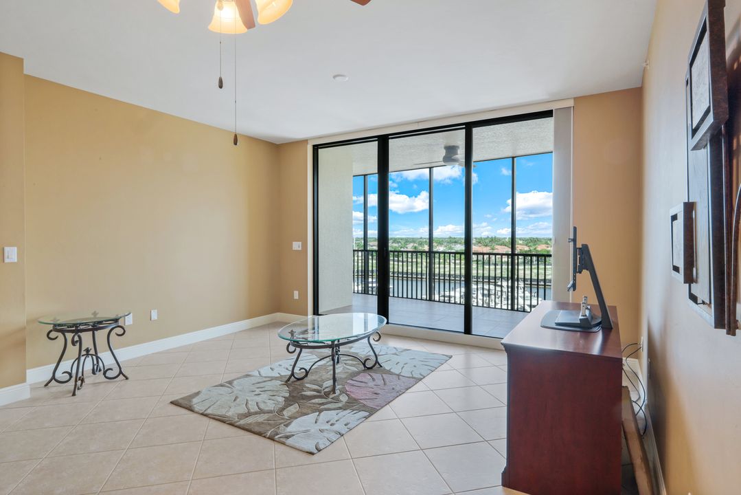 5793 Cape Harbour Dr #615, Cape Coral, FL 33914