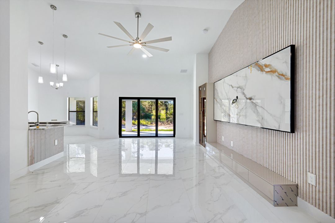 1213 Magnolia Ave, Lehigh Acres, FL 33972