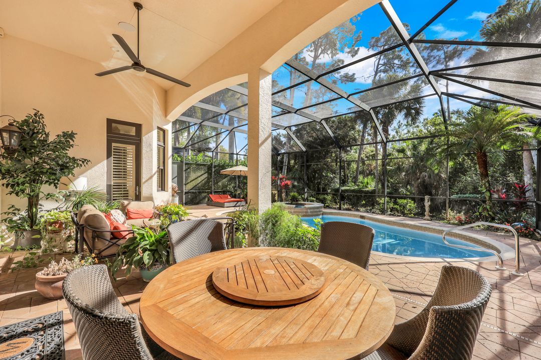 18051 Lagos Way, Naples, FL 34110