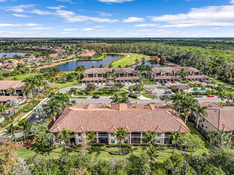 9828 Venezia Cir #1124, Naples, FL 34113
