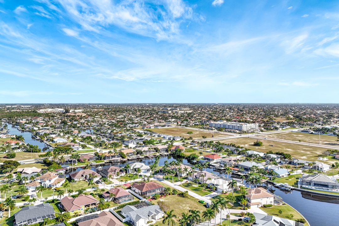 4315 SW 22nd Ct, Cape Coral, FL 33914