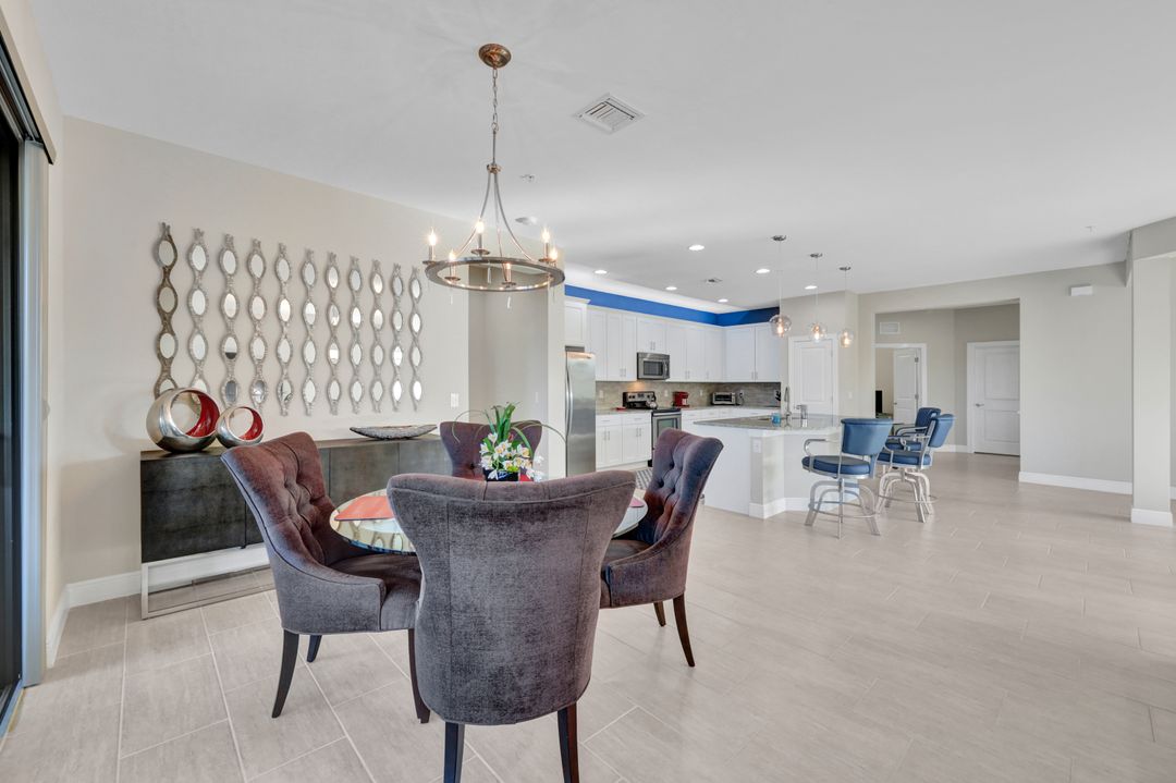 15213 Butler Lake Dr, Naples, FL 34109