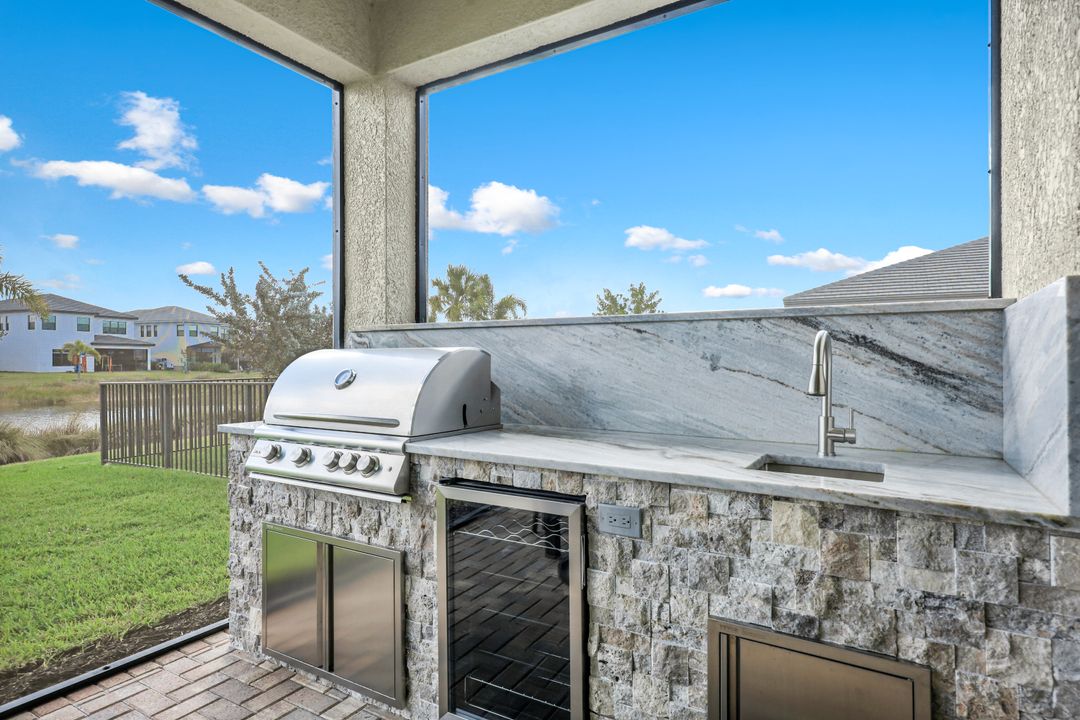 20897 Thistle Leaf Ln, Estero, FL 33928