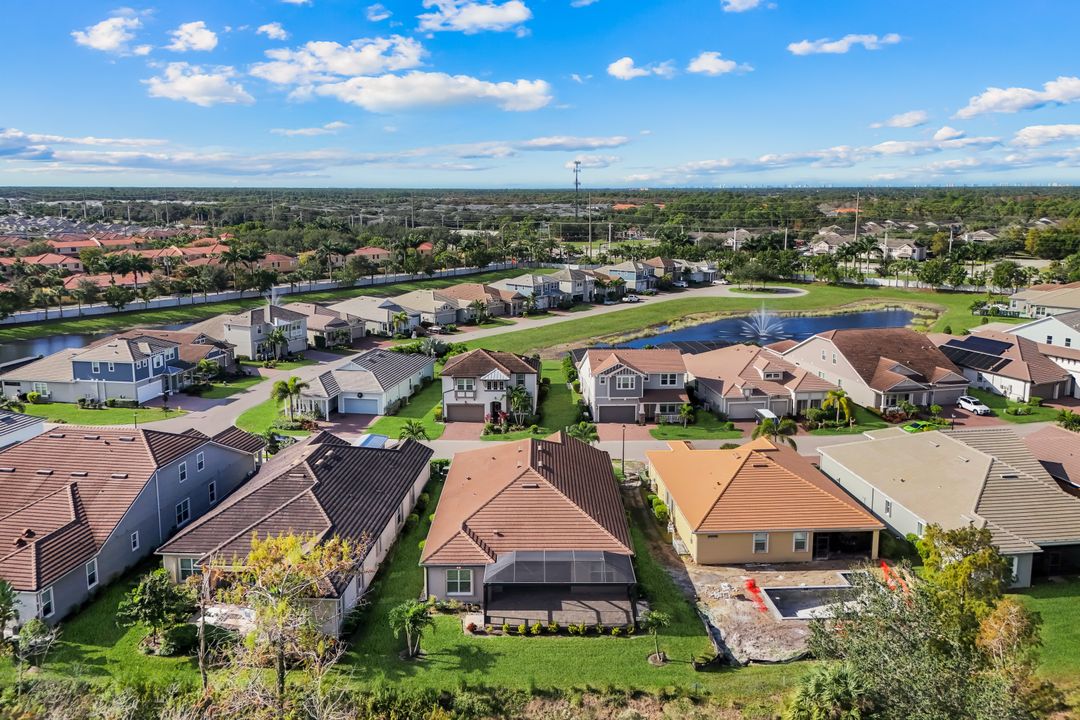 3837 Helmsman Dr, Naples, FL 34120