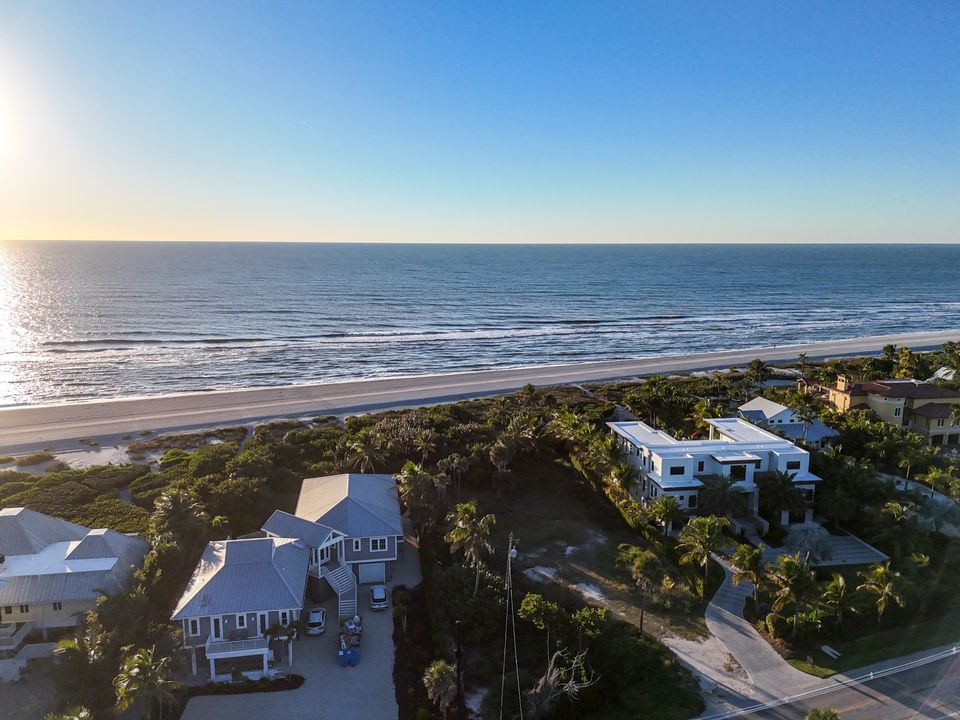 16970 Captiva Dr, Captiva, FL 33924