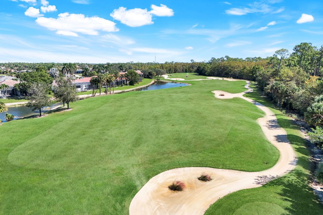 5092 Cerromar Dr, Naples, FL 34112