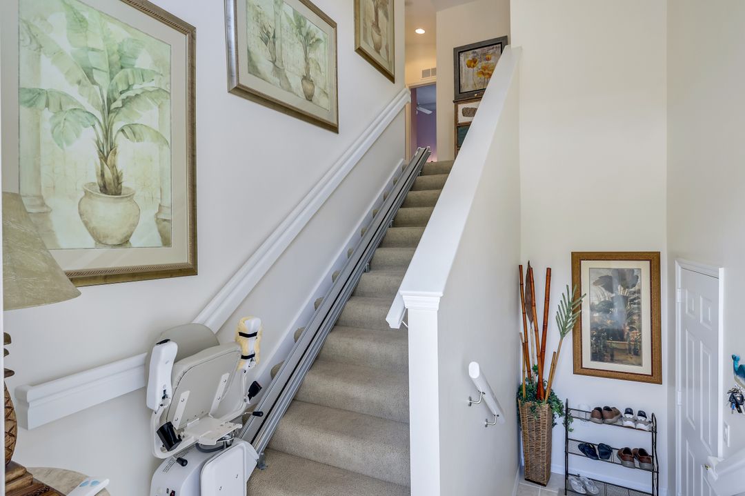 3365 Grand Cypress Dr #201, Naples, FL 34119