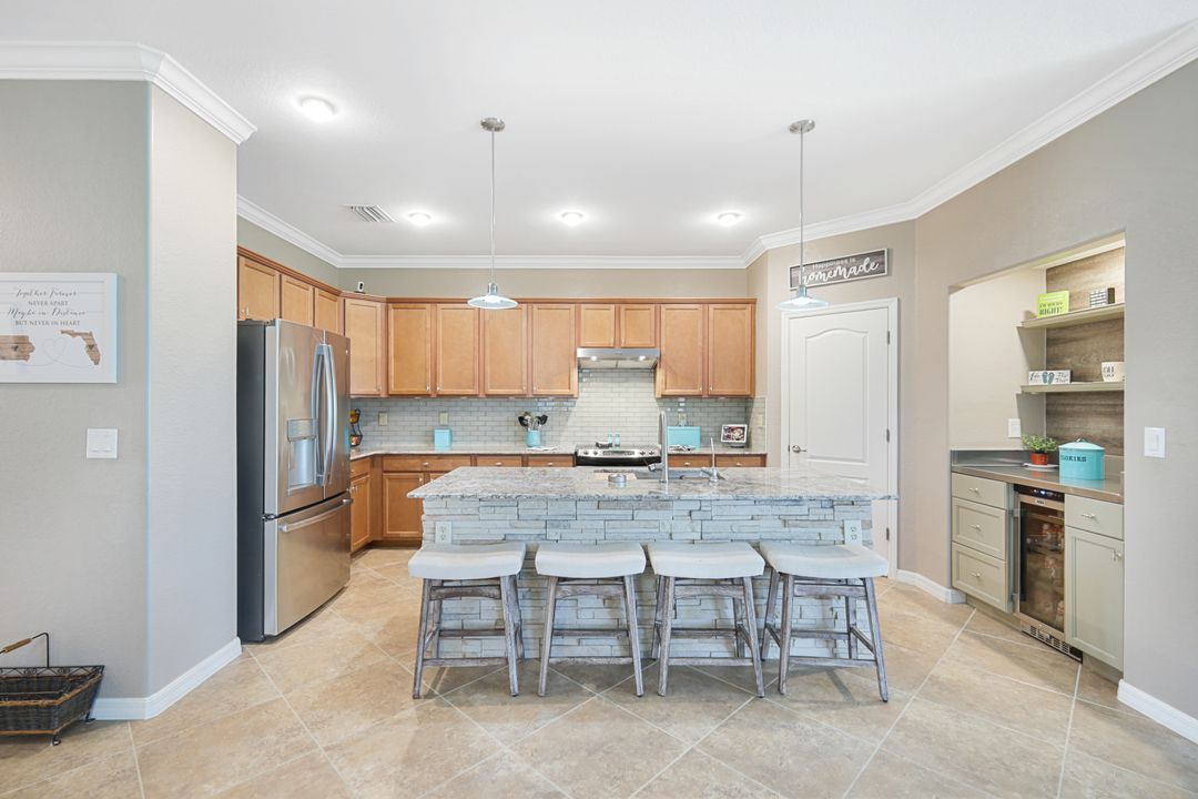 3147 Walnut Grove Ln, Alva, FL 33920