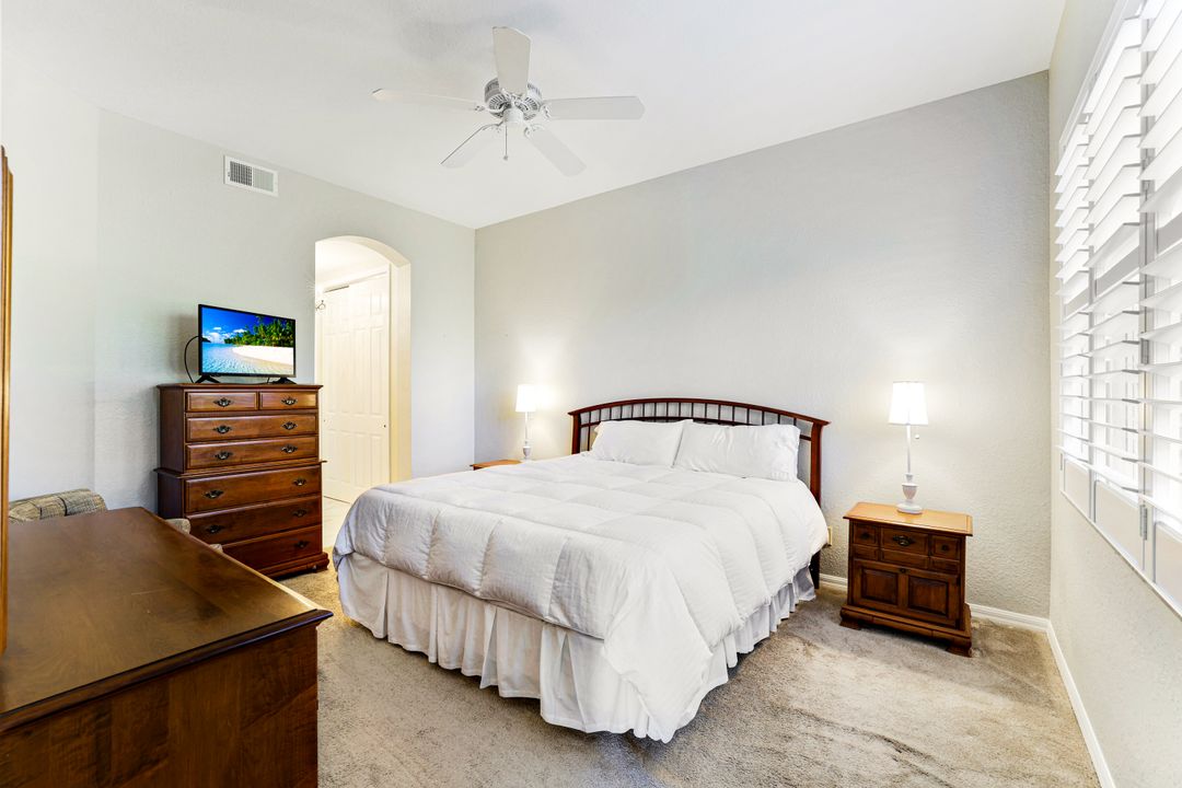 895 Eastham Way, Naples, FL 34104